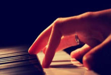 乐天堂联盟：新加坡国际象棋世锦赛次日 丁立人古克什握手言和.